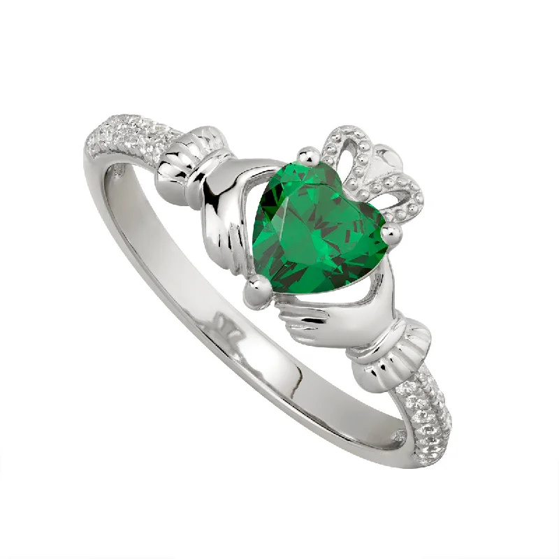 women’s wedding rings with sapphires and rubies for engagement rings-Claddagh Ring with Green Stone